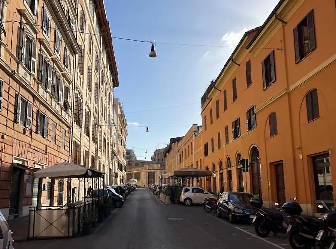 Savoia House, Modern Near Borghese Appartamento
