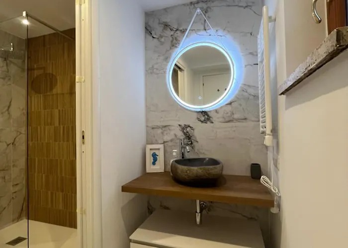 Savoia House, Modern Near Borghese Appartamento