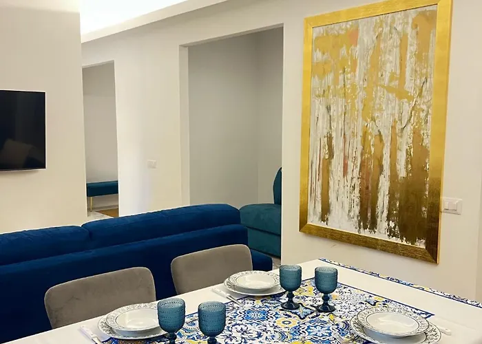 Savoia House, Modern Near Borghese Roma